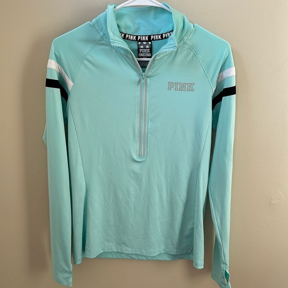 PINK Victoria's Secret Tops - Victoria’s Secret PINK Ultimate workout top long sleeve women’s size small